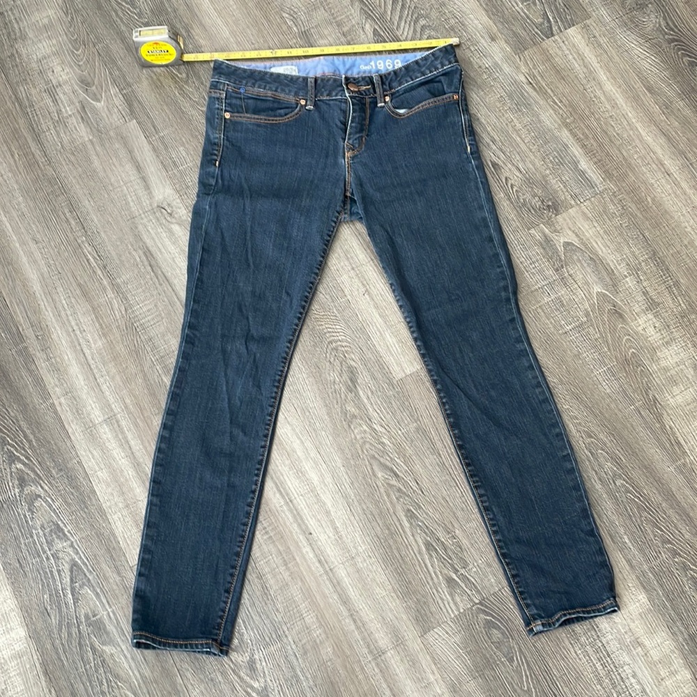 Gap 1969 Always Skinny Jeans size 6